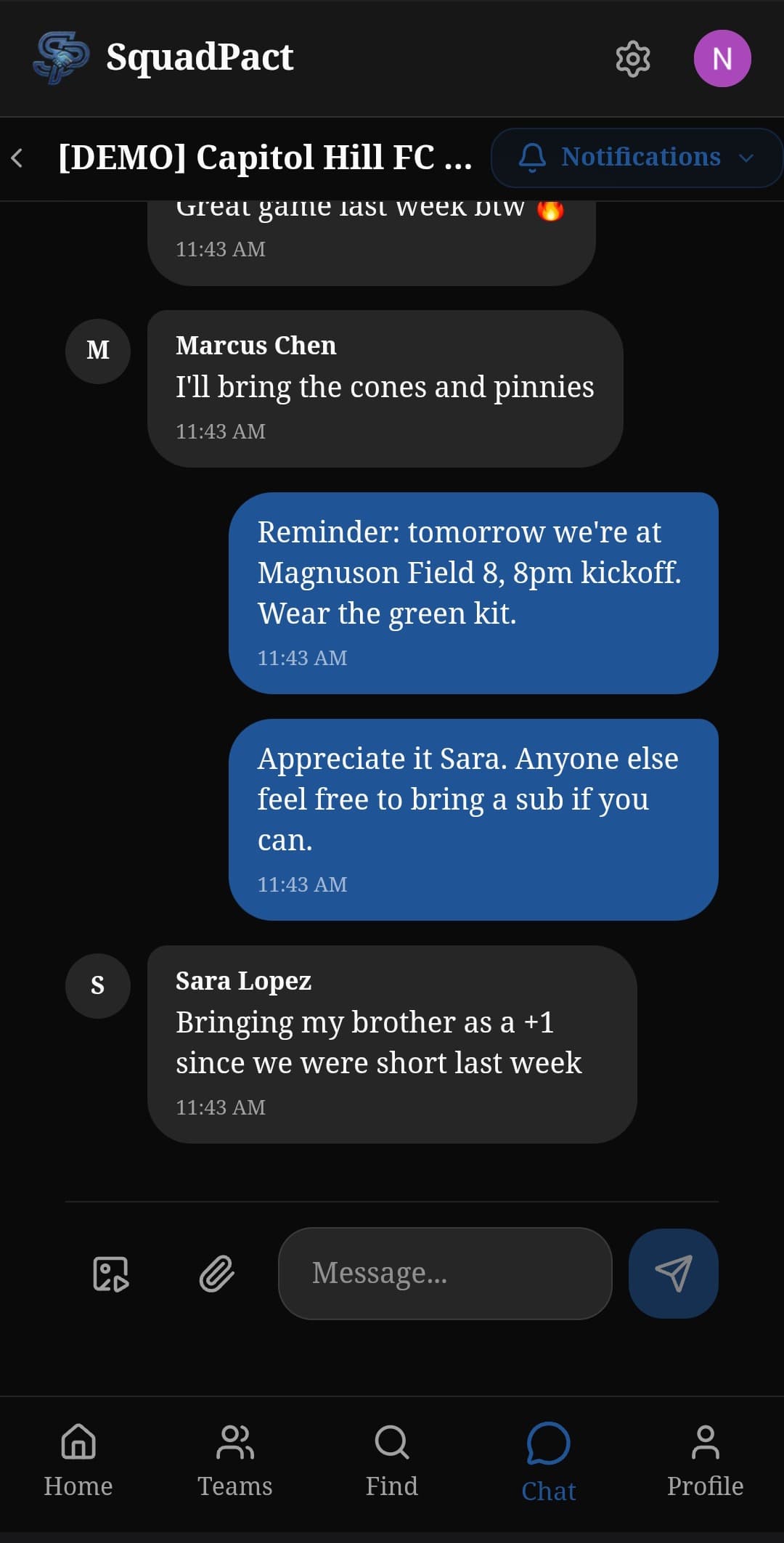 SquadPact built-in team chat